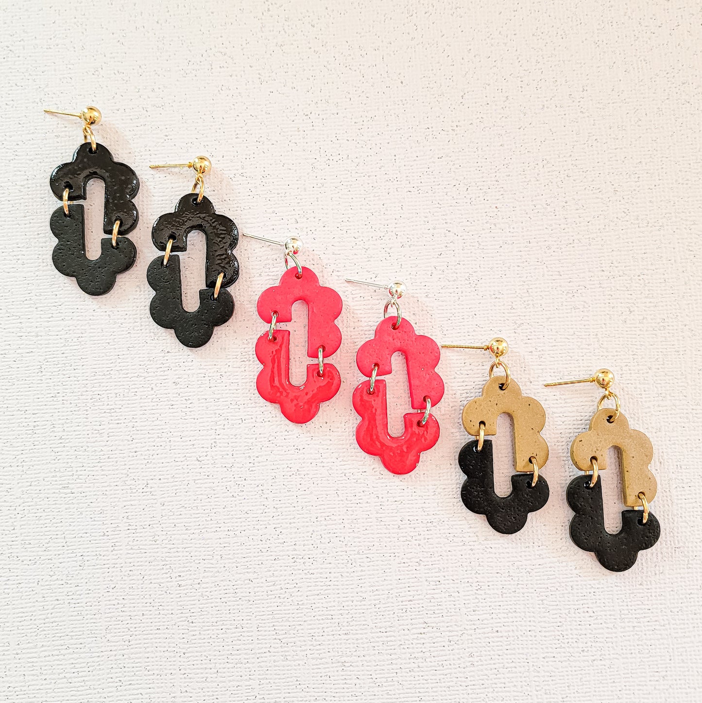 2 toned Scalloped Dangle