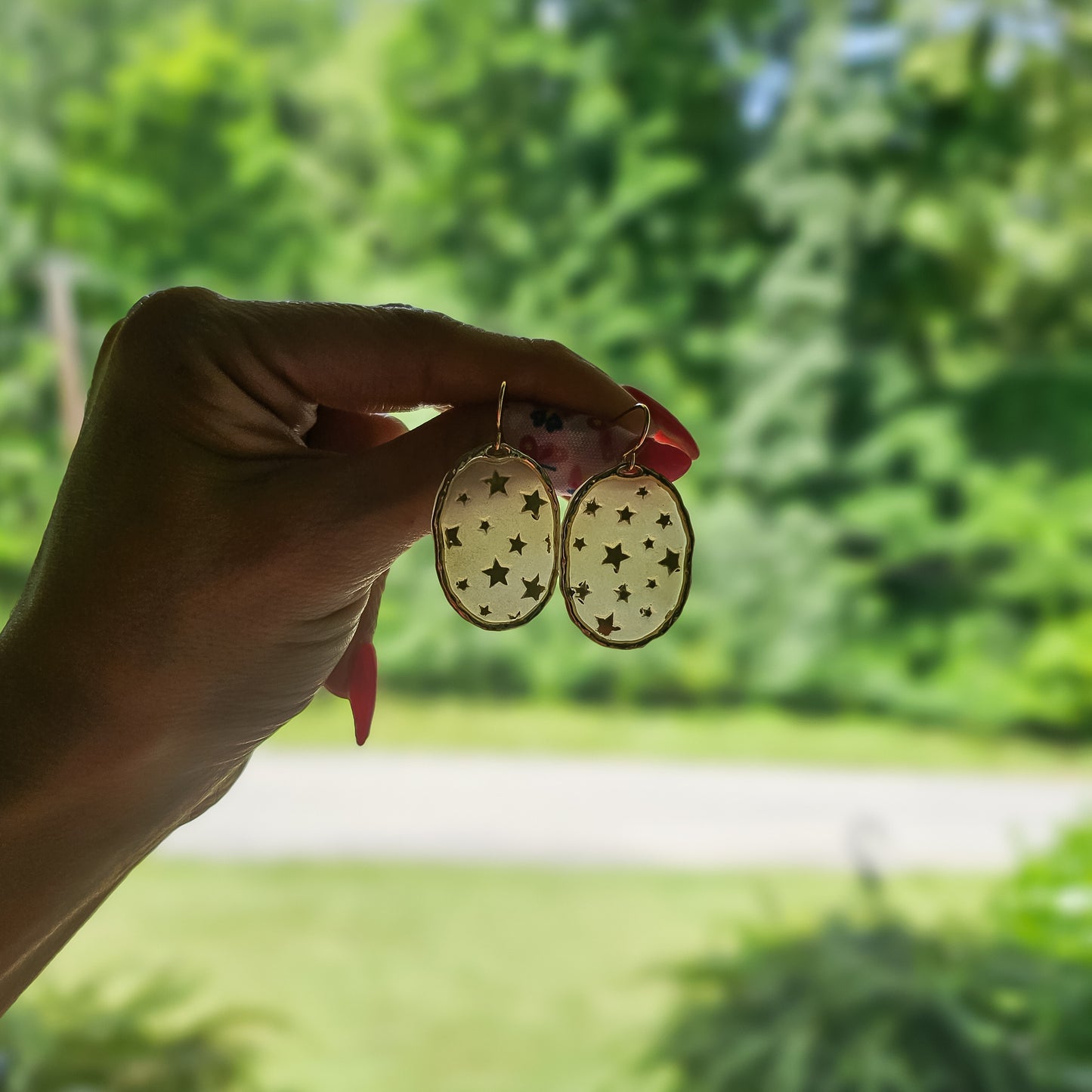 Gold Framed Translucent w/ Gold Star Dangles