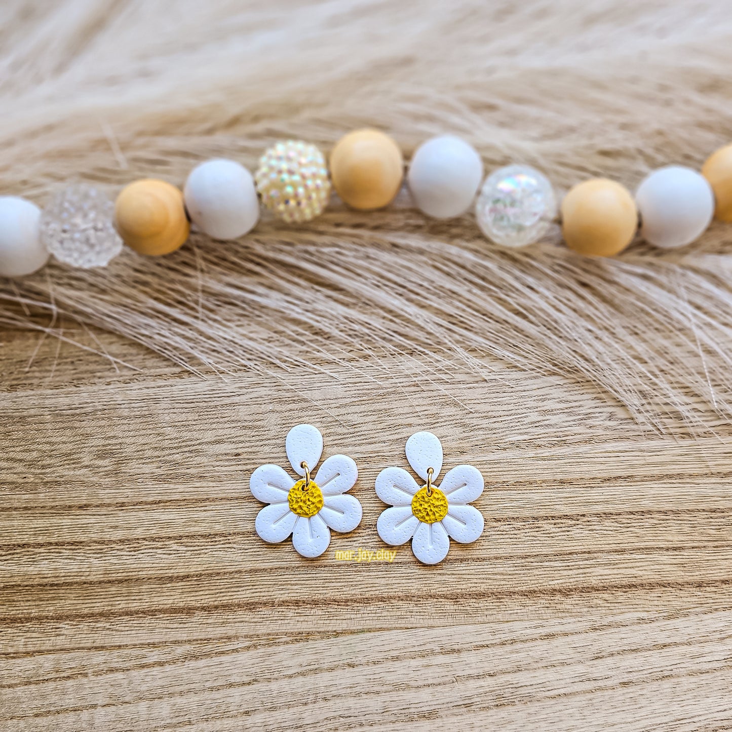 Daisy Dangle