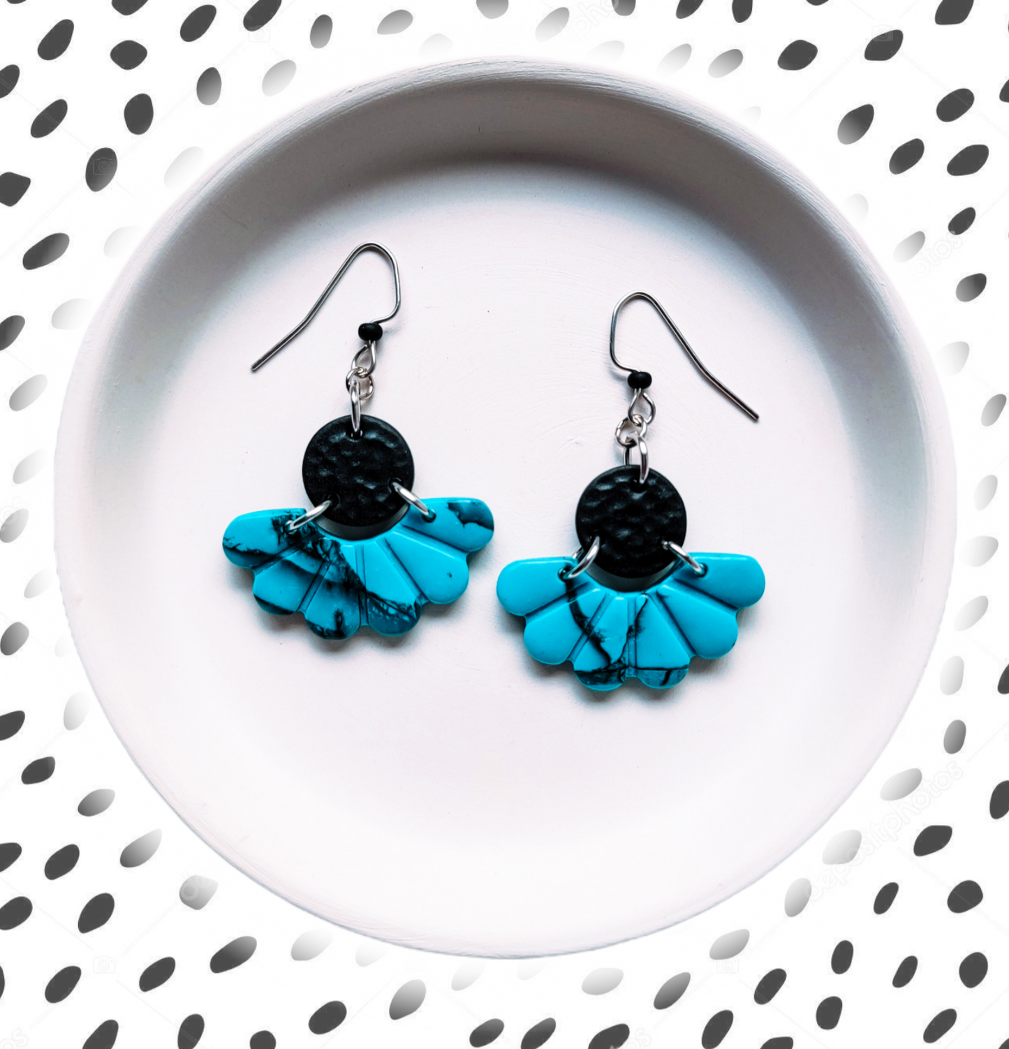 Faux Turquoise Scalloped