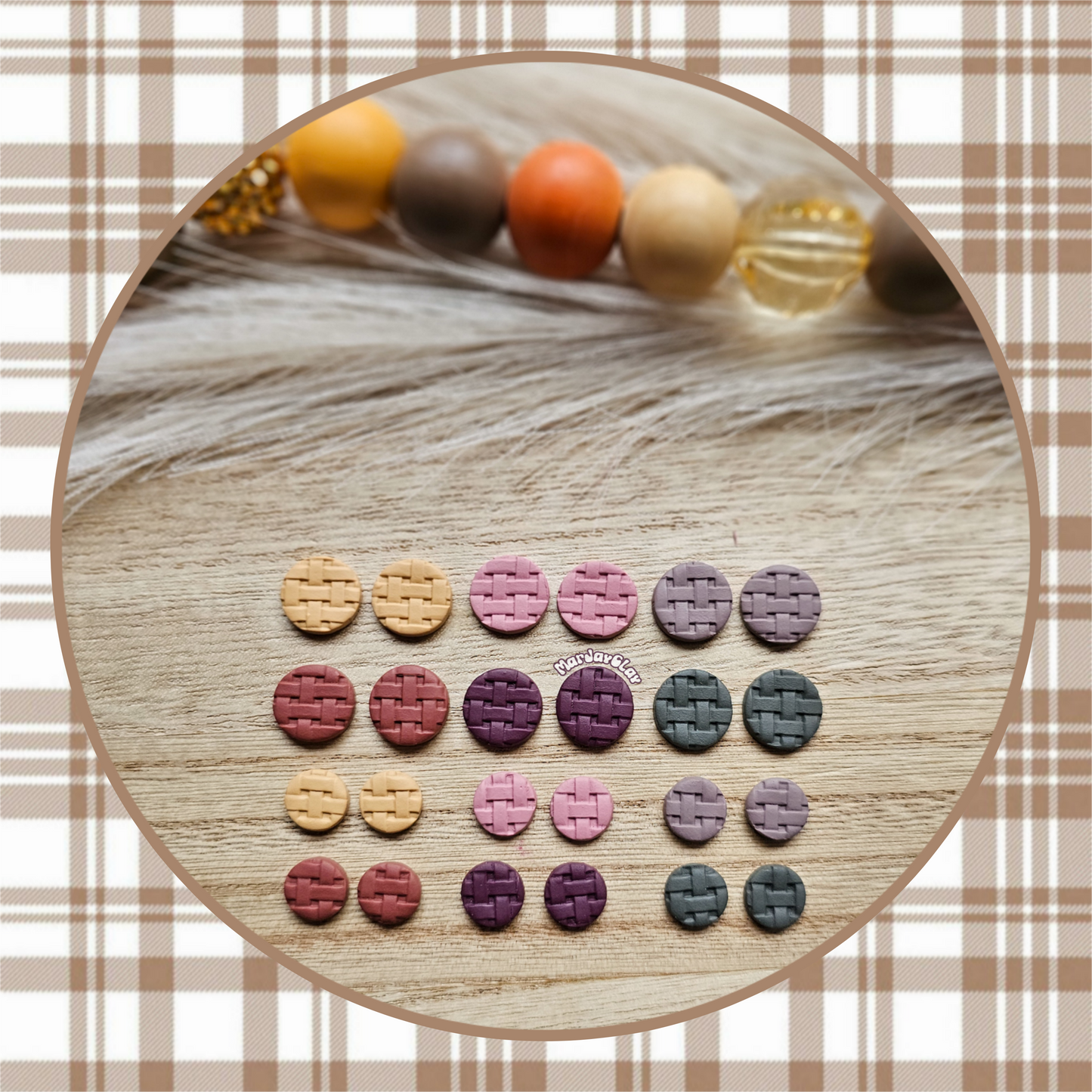 Large Fall Solids Studs