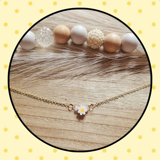 Daisy Beaded Necklace